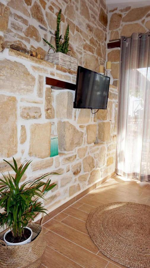 Studio Eleni - Oasis Holiday Houses Kokkinos Pirgos Extérieur photo