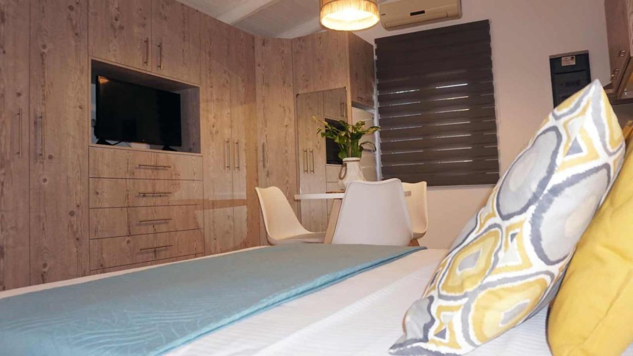 Studio Eleni - Oasis Holiday Houses Kokkinos Pirgos Extérieur photo