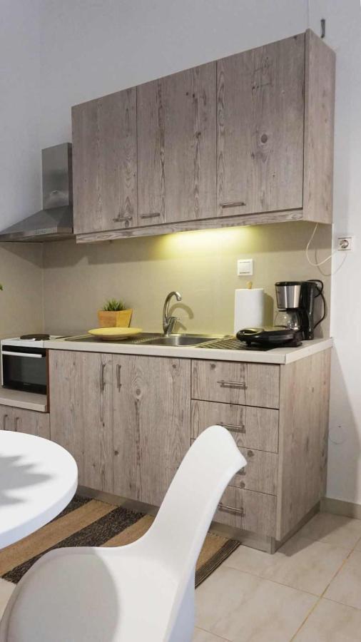 Studio Eleni - Oasis Holiday Houses Kokkinos Pirgos Extérieur photo