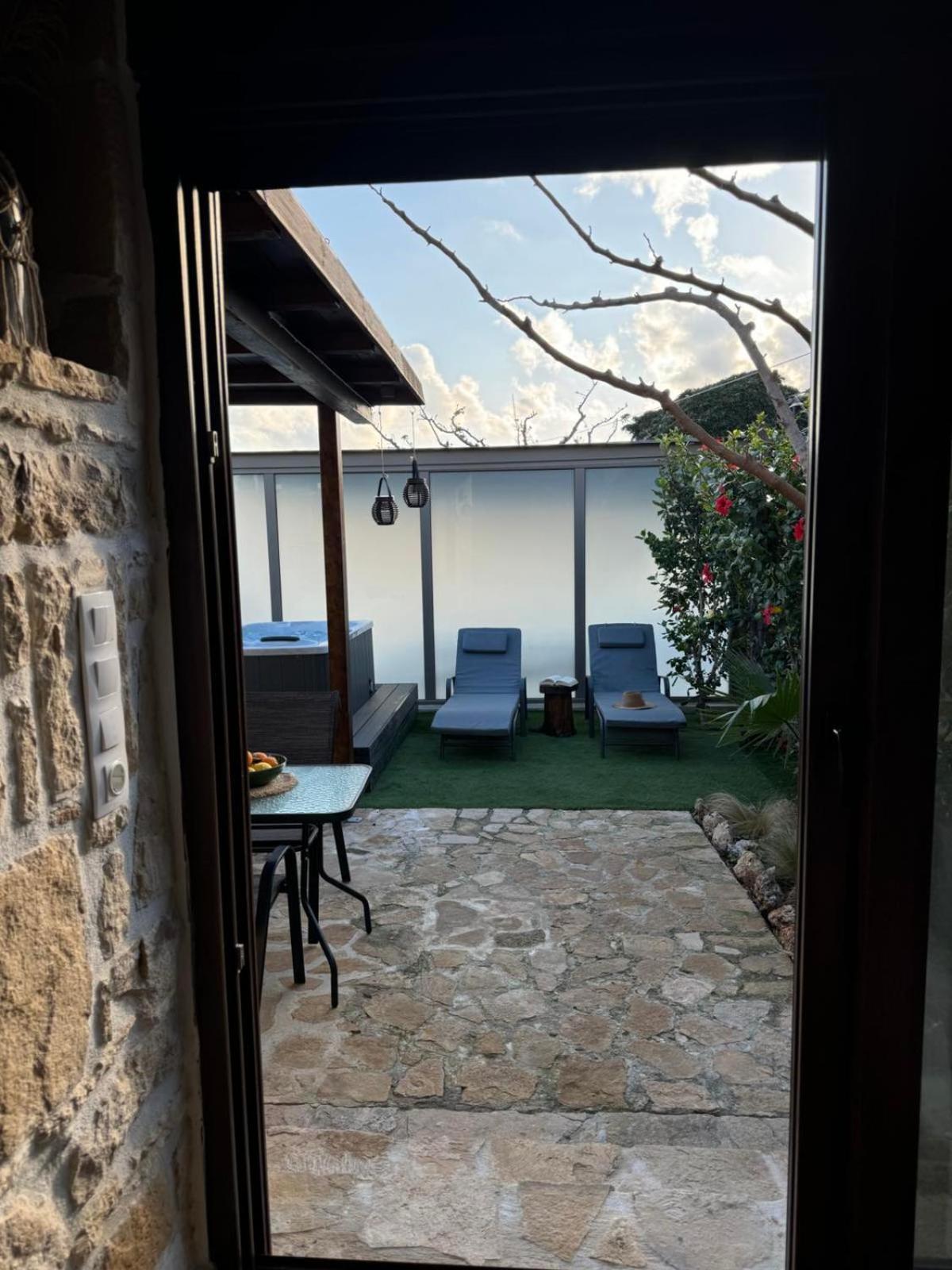 Studio Eleni - Oasis Holiday Houses Kokkinos Pirgos Extérieur photo